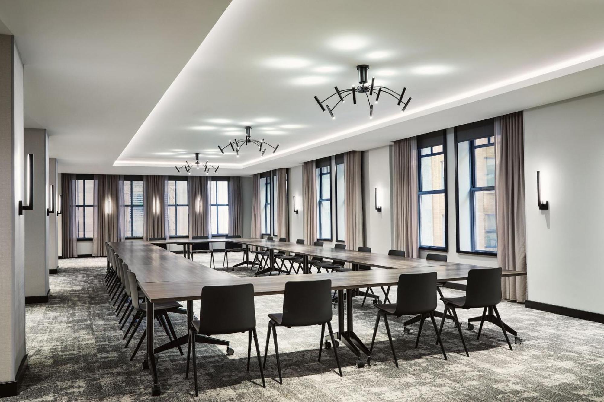 Ac Hotel By Marriott Kansas City Downtown Екстер'єр фото
