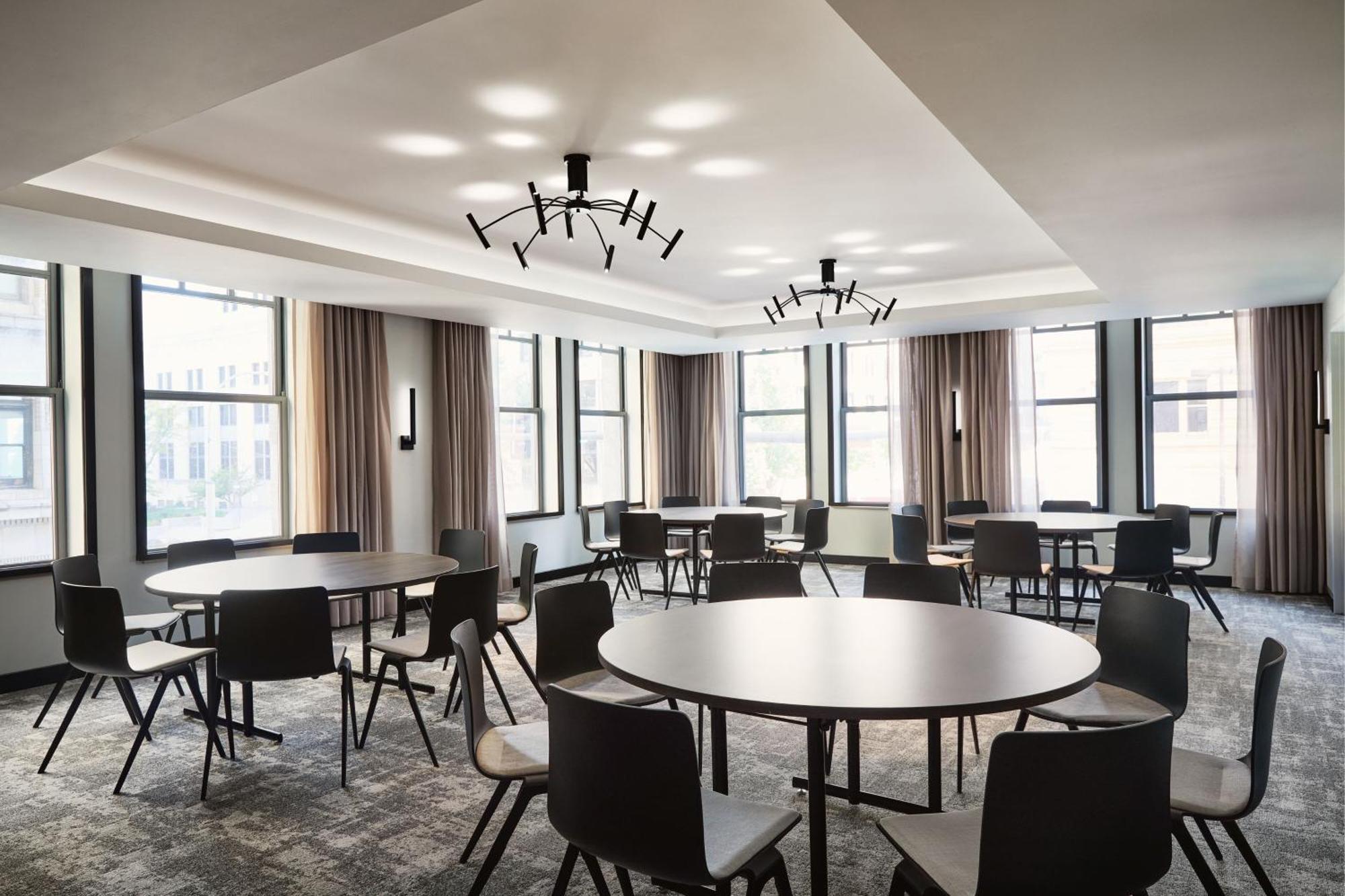 Ac Hotel By Marriott Kansas City Downtown Екстер'єр фото